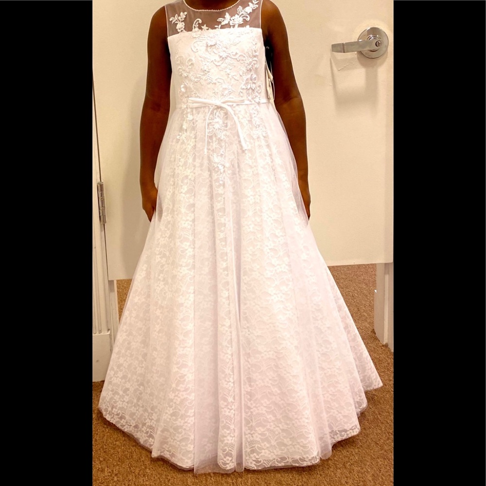 Size 8 (Girls) Flower Girl/Communion Dress